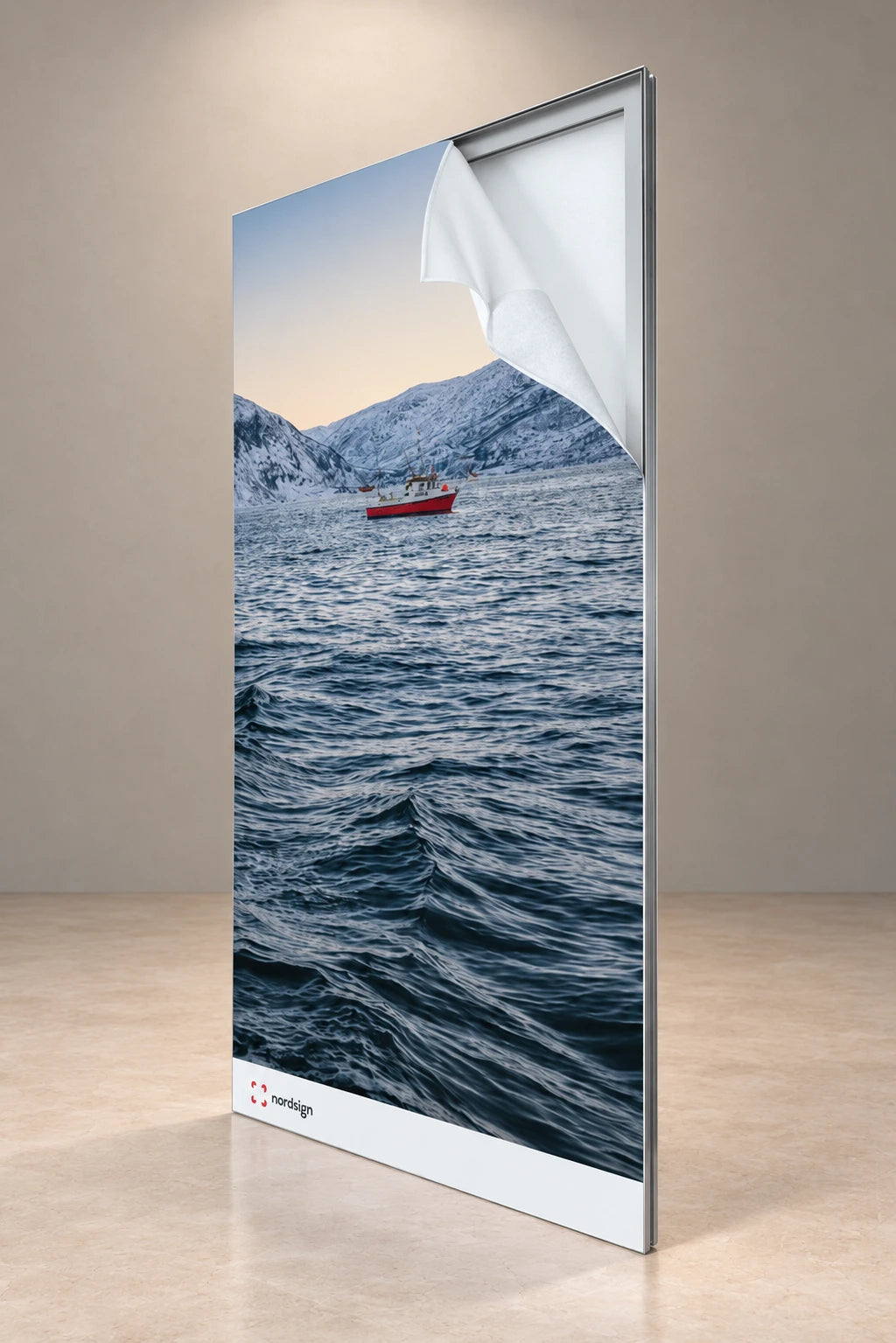 Double Frame 44 avec le visuel textile soulevé à un angle