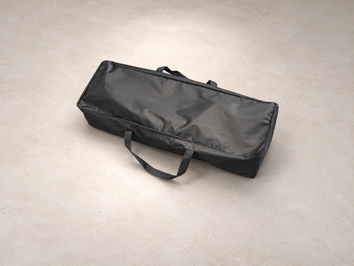 Curved Zipper Wall transport bag