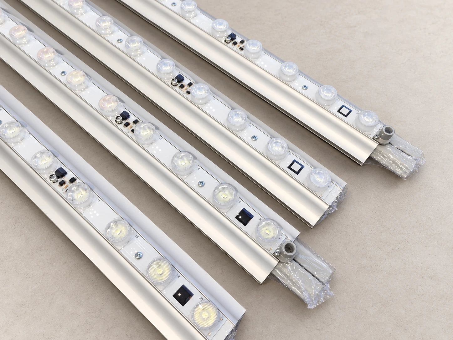 Free-standing Pop-up Lightbox LED modules and aluminium frame parts