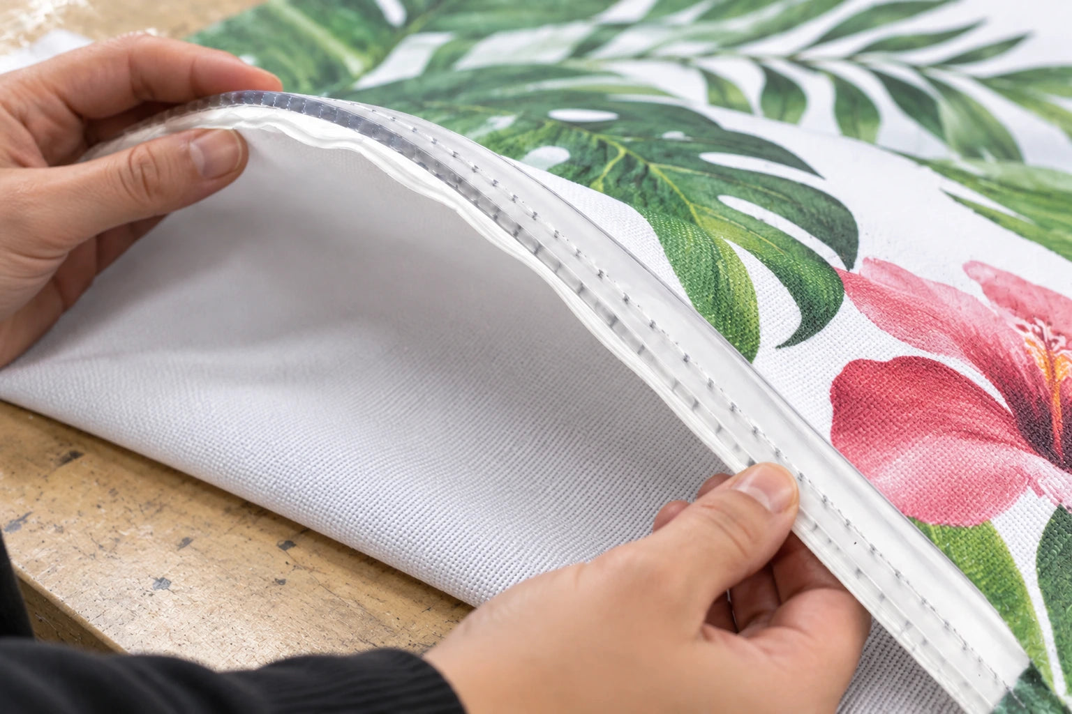 
Frame Banner Finishing