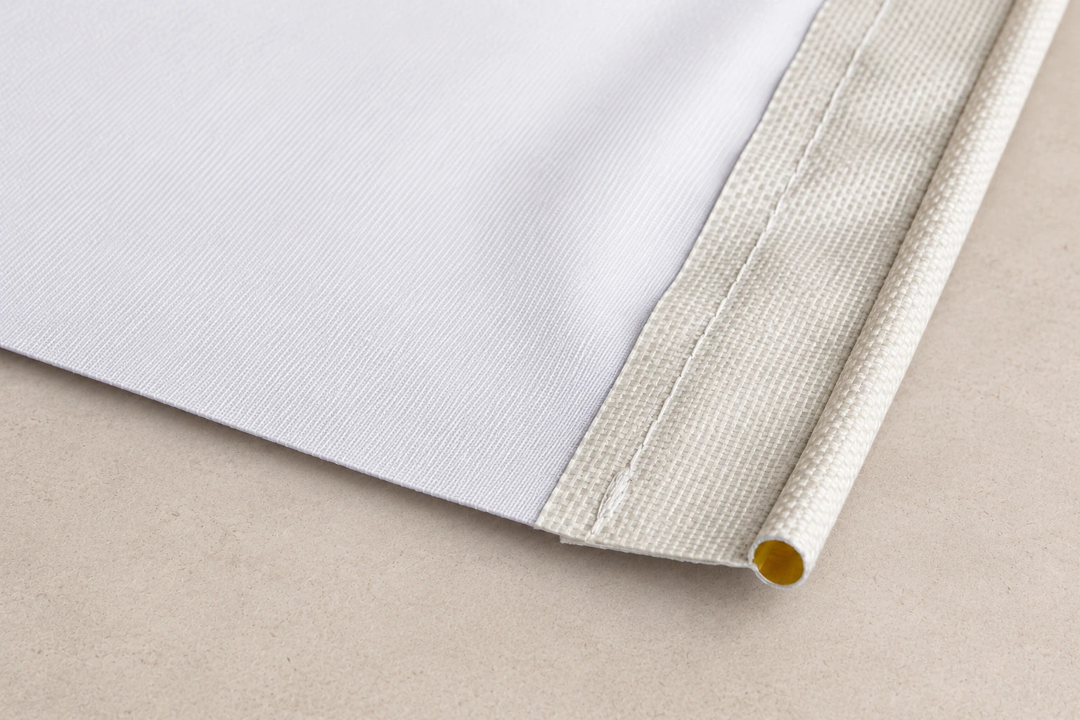 
Keder-strip banner afwerking